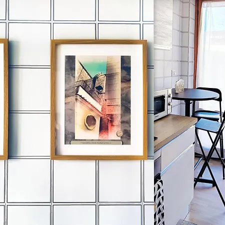 Maison d'hôtes Place - Design House Salernes